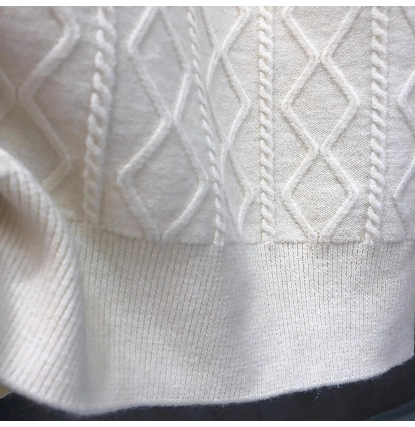 Axton Casual Knit Polo – Summer White Edition